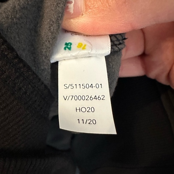 Athleta M Triumph Camo Printed Hoodie Black & Gray Hoodie Sweatshirt M - Picture 8 of 8